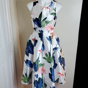 SAN JOY FLORAL CUTOUT DRESS